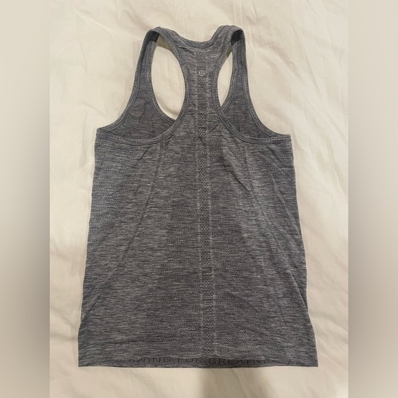 Lululemon Swiftly Tech Racerback Tank size 8 - Picture 4 of 5